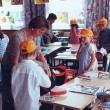 Schuleingang 2002 - Das Klassenzimmer wird in Besitz genommen.